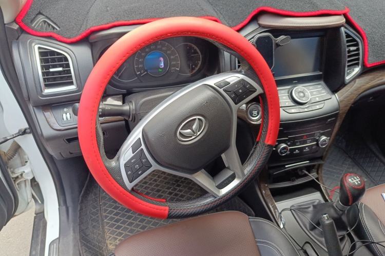 Used HYOSOW S6 2017 1.5T Manual Phantom Joy Model Steering Wheel