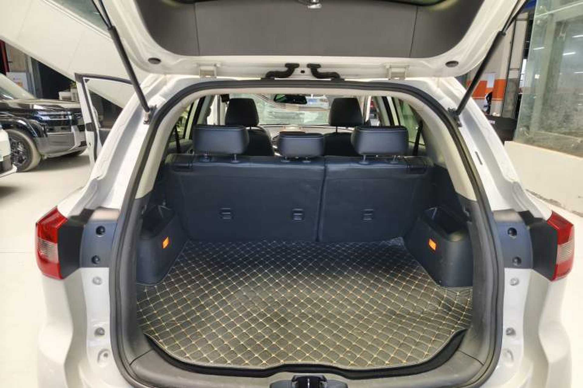 Used HYOSOW S6 2017 1.5T CVT Enjoyment Model Trunk