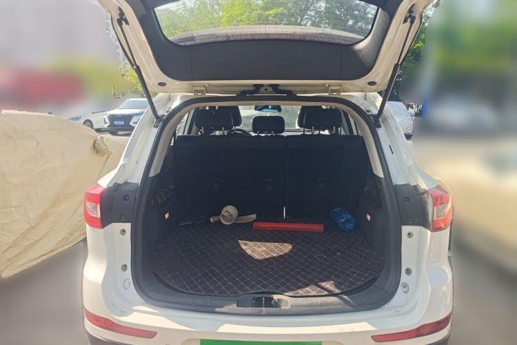 Used HYOSOW S6 2017 1.5T Manual Leading Model Trunk