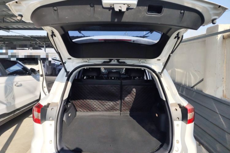 Used HYOSOW S6 2017 1.5T CVT Enjoyment Model Trunk