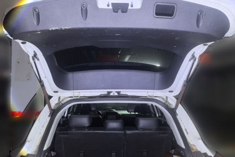 Used HYOSOW S6 2017 1.5T CVT Enjoyment Model Trunk