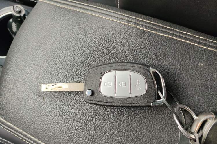 Used HYOSOW S6 2017 1.5T CVT Enjoyment Model Vehicle Key