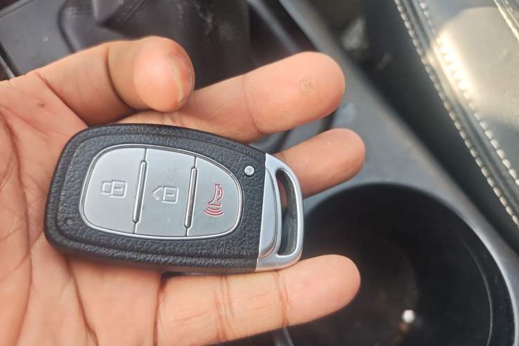 Used HYOSOW S6 2017 1.5T Manual Leading Model Vehicle Key