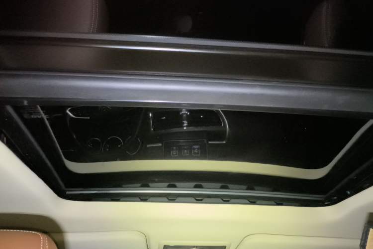 Used HYOSOW S7 2018 1.5T Automatic Premium Edition Headliner