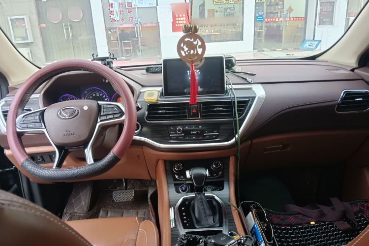 Used HYOSOW S7 2018 1.5T Automatic Premium Edition Center Console