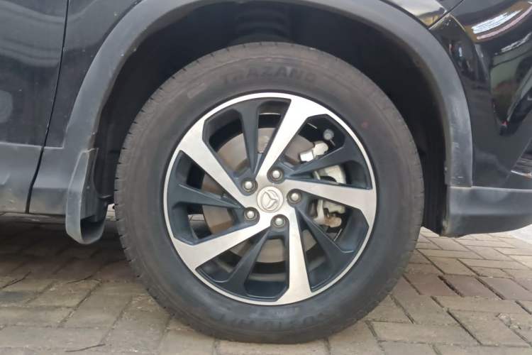 Used HYOSOW S7 2018 1.5T Automatic Premium Edition Right Front Wheel Hub