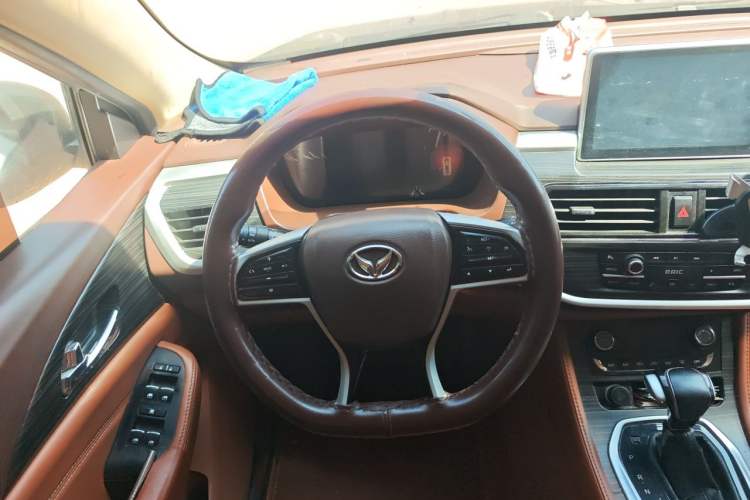 Used HYOSOW S7 2018 1.5T Automatic Prestige Edition Steering Wheel