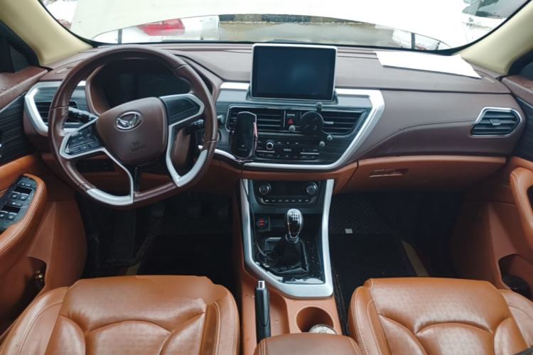 Used HYOSOW S7 2018 1.5T Manual Premium Edition Center Console