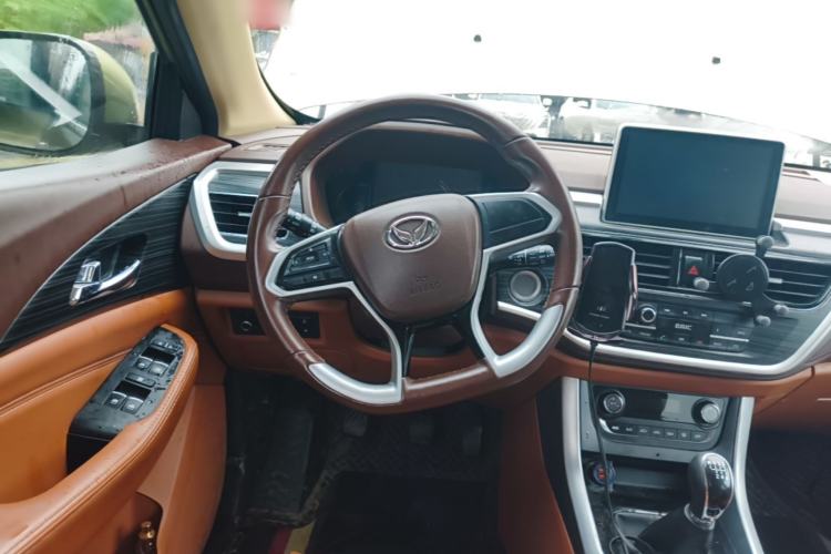 Used HYOSOW S7 2018 1.5T Manual Premium Edition Steering Wheel