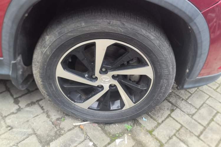 Used HYOSOW S7 2018 1.5T Automatic Premium Edition Right Front Wheel Hub