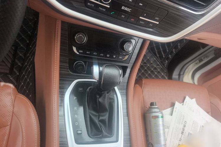 Used HYOSOW S7 2018 1.5T Automatic Premium Edition Audio And AC Panel