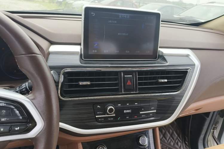 Used HYOSOW S7 2018 1.5T Automatic Premium Edition Audio And AC Panel