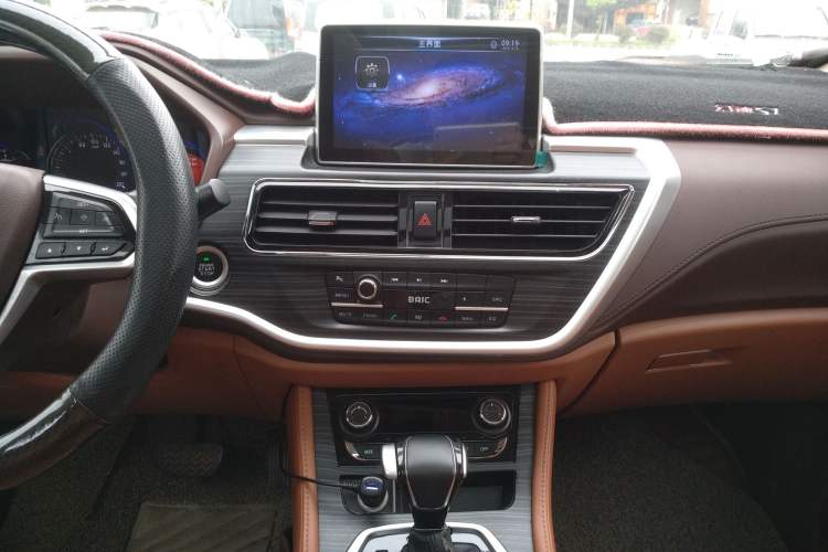 Used HYOSOW S7 2018 1.5T Automatic Prestige Edition Audio And AC Panel
