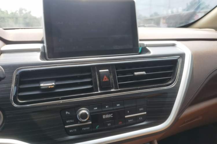 Used HYOSOW S7 2018 1.5T Automatic Premium Edition Audio And AC Panel