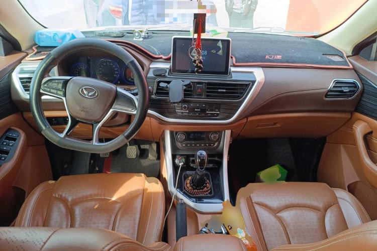 Used HYOSOW S7 2018 1.5T Manual Premium Edition Center Console