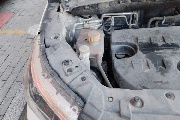 Used HYOSOW S7 2018 1.5T Manual Premium Edition Engine Bay Right