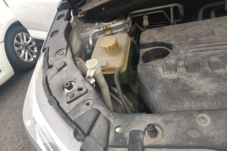 Used HYOSOW S7 2018 1.5T Automatic Prestige Edition Engine Bay Right