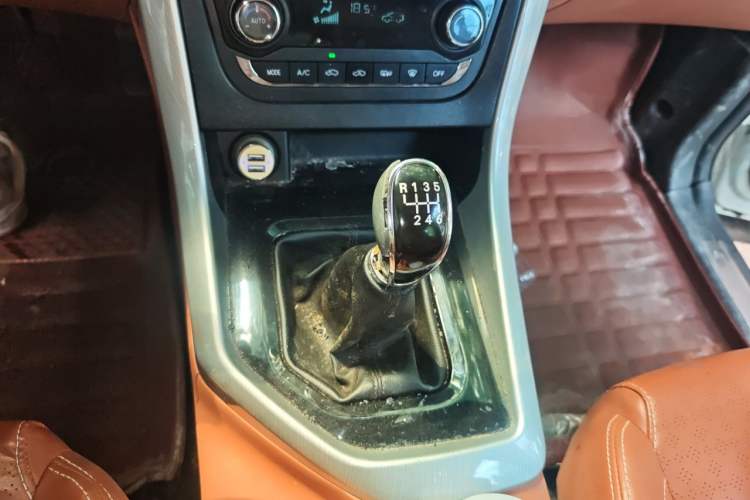 Used HYOSOW S7 2018 1.5T Manual Premium Edition Gear Lever
