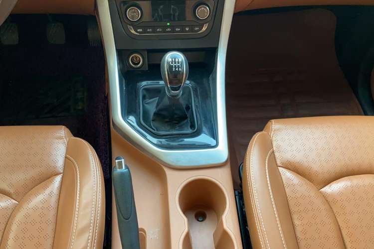 Used HYOSOW S7 2018 1.5T Manual Premium Edition Gear Lever