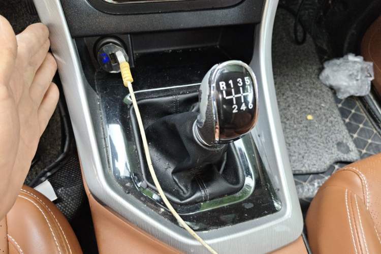 Used HYOSOW S7 2018 1.5T Manual Premium Edition Gear Lever