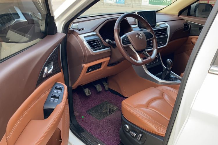 Used HYOSOW S7 2018 1.5T Manual Premium Edition Interior 2