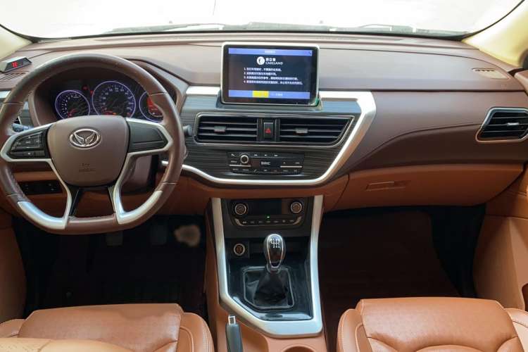 Used HYOSOW S7 2018 1.5T Manual Premium Edition Interior 3