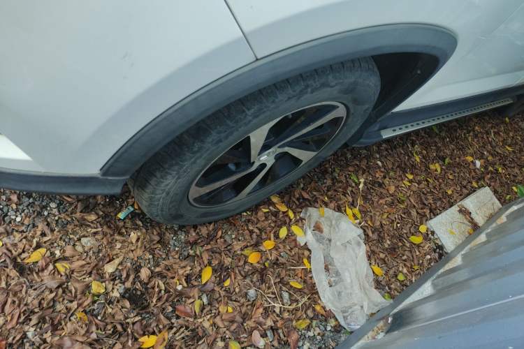 Used HYOSOW S7 2018 1.5T Automatic Premium Edition Left Front Wheel Hub