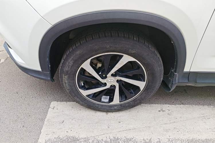 Used HYOSOW S7 2018 1.5T Manual Premium Edition Left Front Wheel Hub