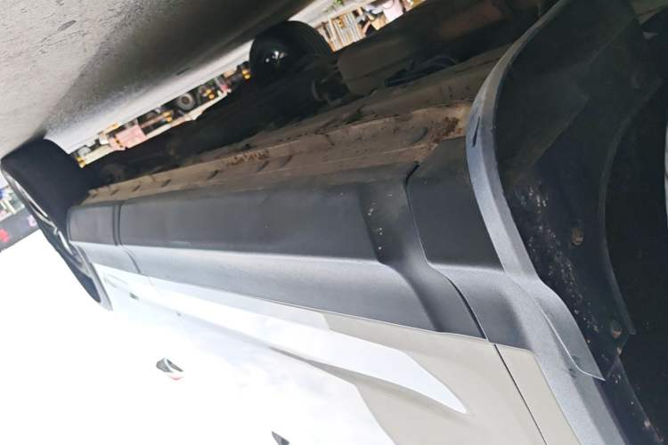 Used HYOSOW S7 2018 1.5T Manual Premium Edition Left Side Sill