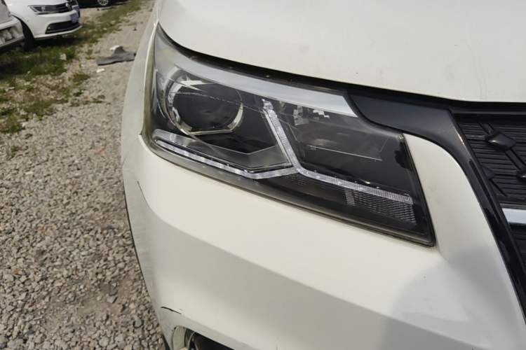 Used HYOSOW S7 2018 1.5T Automatic Premium Edition Right Front Headlight