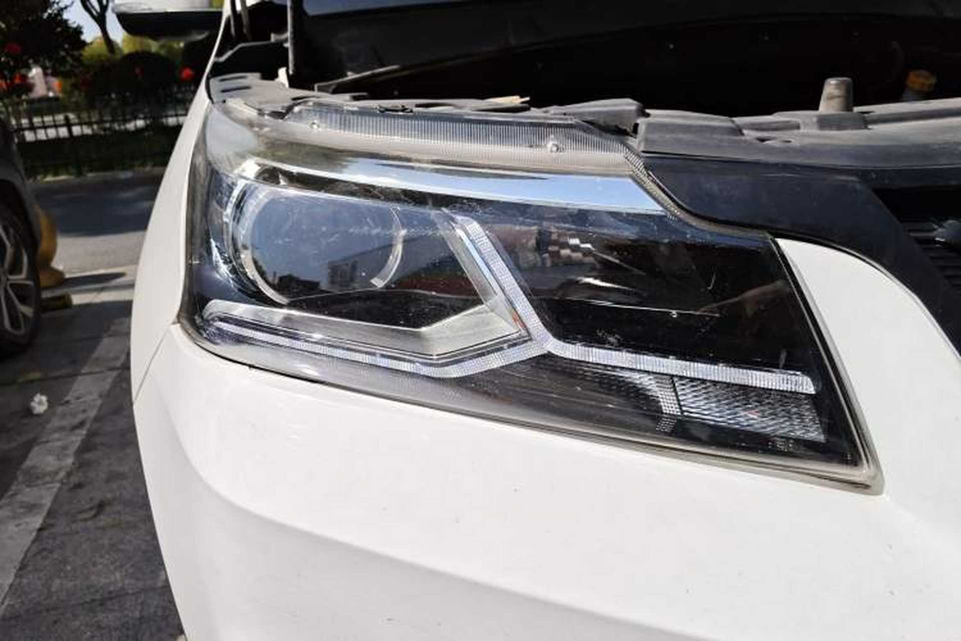 Used HYOSOW S7 2018 1.5T Automatic Premium Edition Right Front Headlight
