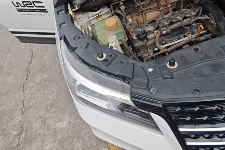 Used HYOSOW S7 2018 1.5T Manual Premium Edition Right Front Headlight