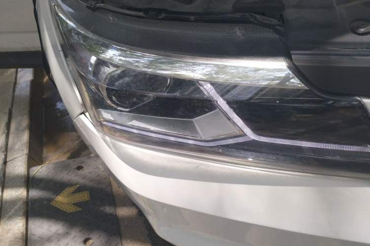 Used HYOSOW S7 2018 1.5T Automatic Premium Edition Right Front Headlight