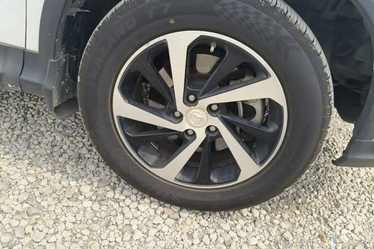 Used HYOSOW S7 2018 1.5T Automatic Premium Edition Right Front Wheel Hub