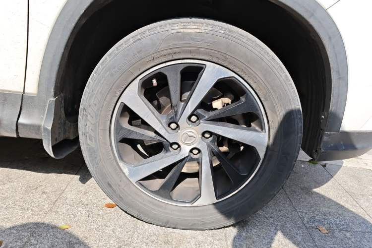 Used HYOSOW S7 2018 1.5T Automatic Premium Edition Right Front Wheel Hub