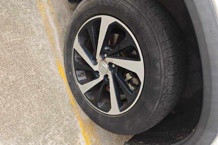 Used HYOSOW S7 2018 1.5T Manual Premium Edition Right Front Wheel Hub