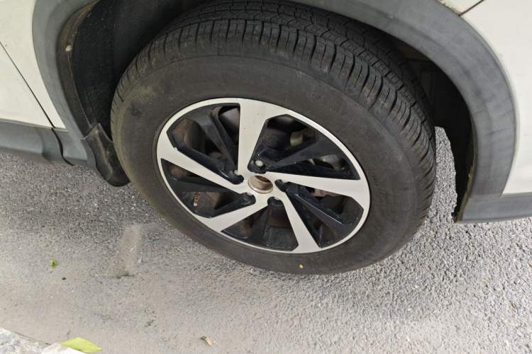 Used HYOSOW S7 2018 1.5T Manual Premium Edition Right Front Wheel Hub