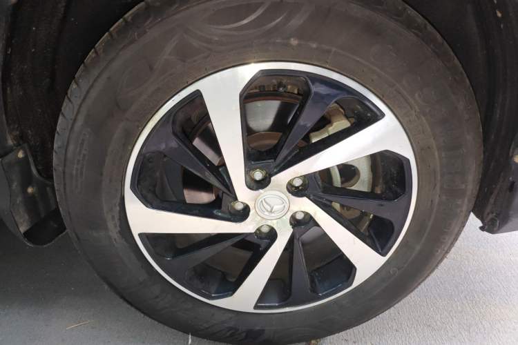 Used HYOSOW S7 2018 1.5T Automatic Premium Edition Right Front Wheel Hub