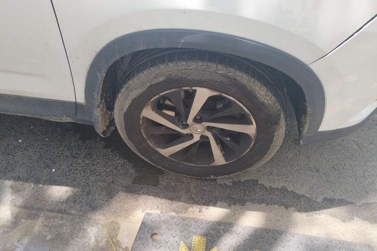 Used HYOSOW S7 2018 1.5T Automatic Premium Edition Right Front Wheel Hub
