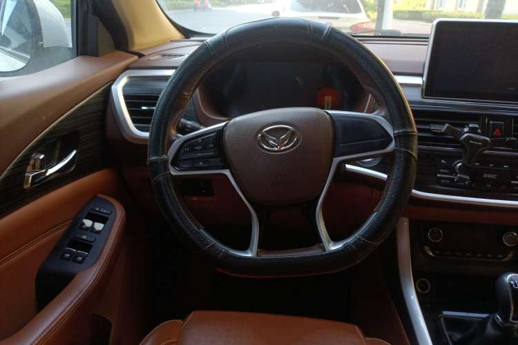 Used HYOSOW S7 2018 1.5T Manual Premium Edition Steering Wheel