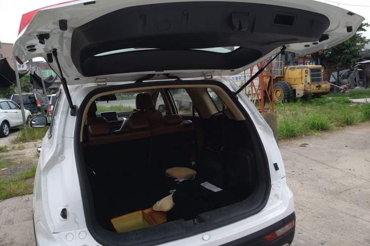 Used HYOSOW S7 2018 1.5T Automatic Prestige Edition Trunk