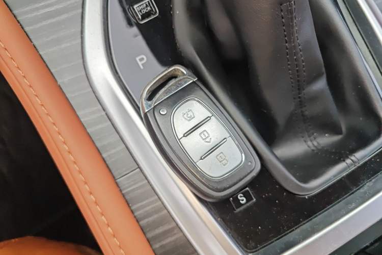 Used HYOSOW S7 2018 1.5T Automatic Premium Edition Vehicle Key