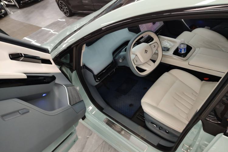 Used Hyptec GT 2023 560 Rear-Drive Seven-Wing Edition Interior 3