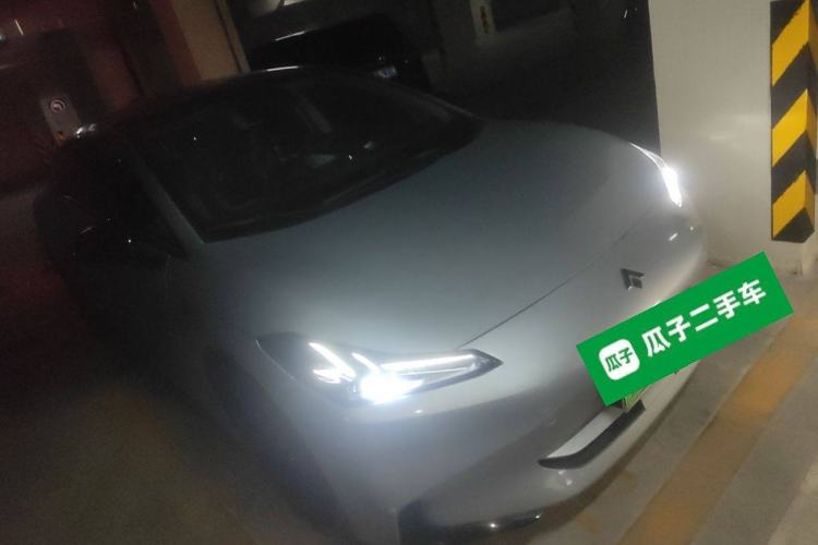Used Hyptec GT 2023 Rear-Drive Ultra-Charging 7-Wing Edition Front Right 45 Deg