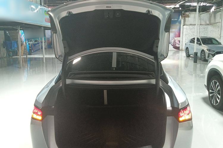 Used Hyptec GT 2023 560 Rear-Drive Seven-Wing Edition Trunk