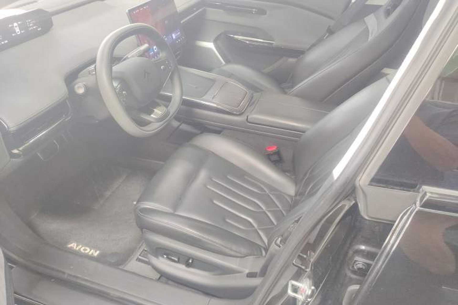 Used Hyptec GT 2023 560 Rear-Drive Tech Edition Left Front Seat