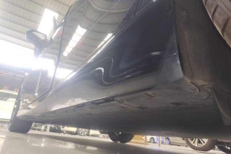 Used Hyptec GT 2023 560 Rear-Drive Tech Edition Left Side Sill