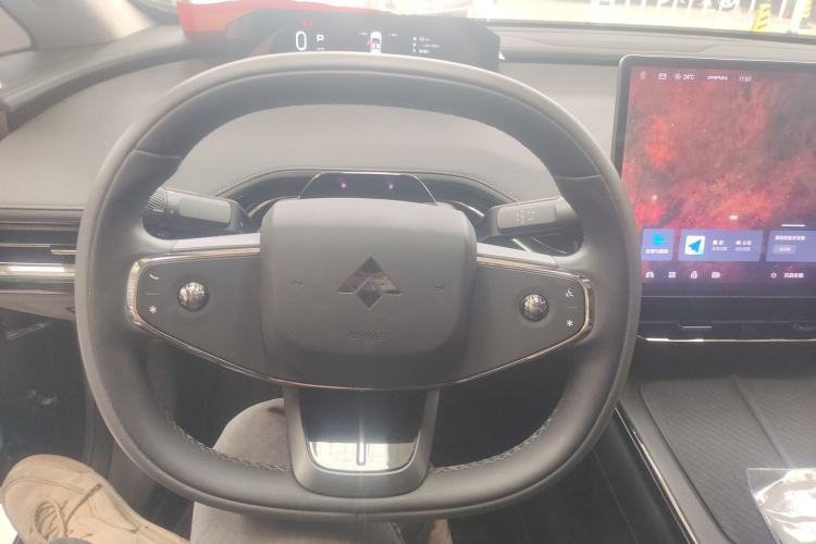 Used Hyptec GT 2023 560 Rear-Drive Tech Edition Steering Wheel