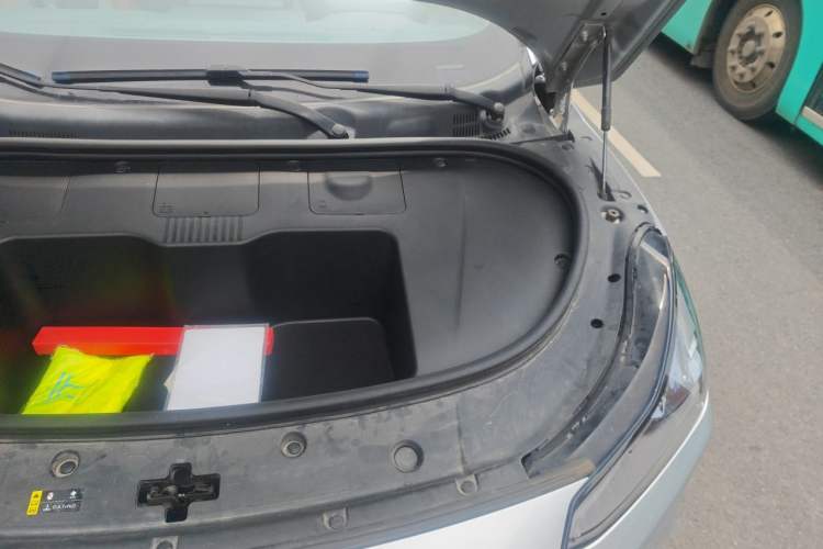 Used Hyptec GT 2023 560 Rear-Drive Seven-Wing Edition Engine Bay Left