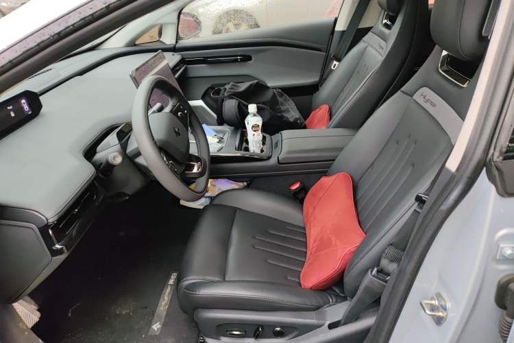 Used Hyptec GT 2023 710 Rear-Drive Ultra-Charging Version Left Front Seat